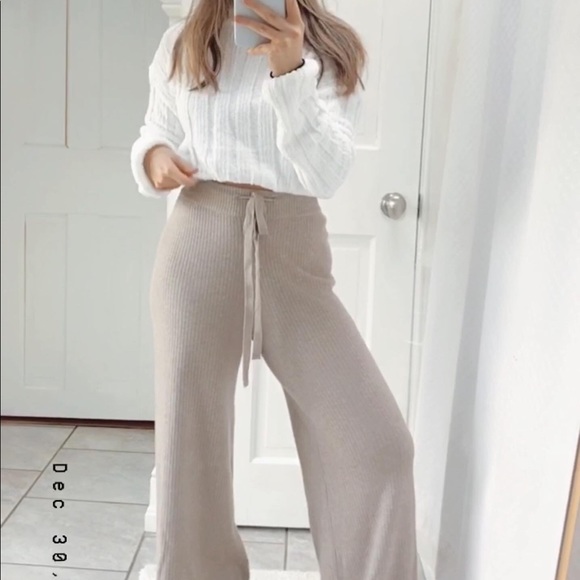 Milan Palazzo Pant Sweats - Picture 4 of 10
